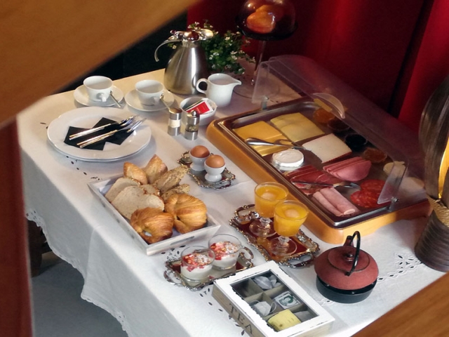 breakfast 1st line apartment Lanzarote