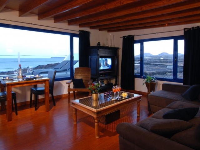 1st line apartment Lanzarote