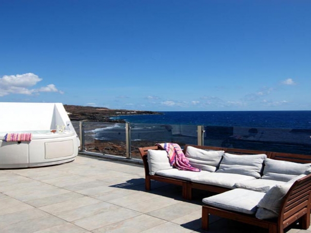 1st line apartment Lanzarote