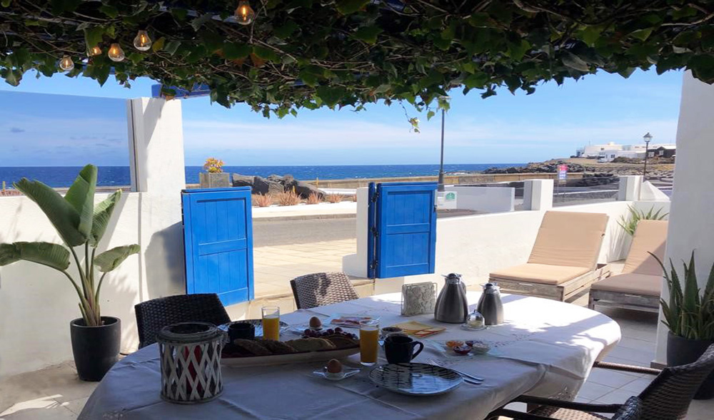 Casa Helena del Mar first line holiday location Lanzarote
